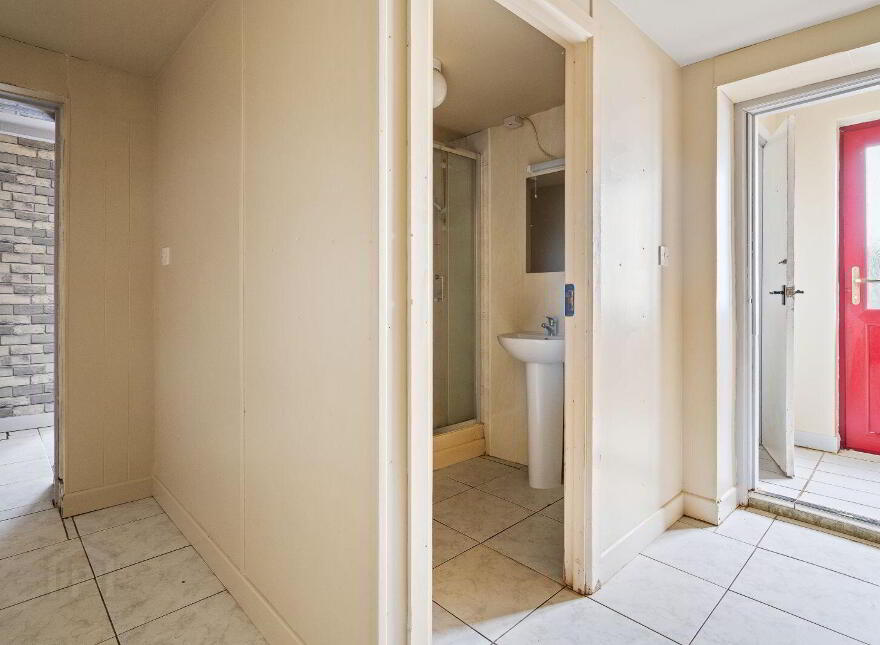 2x Apartments) Potential Yield, C. 17 Main Street, St. Johnston, F93Y097