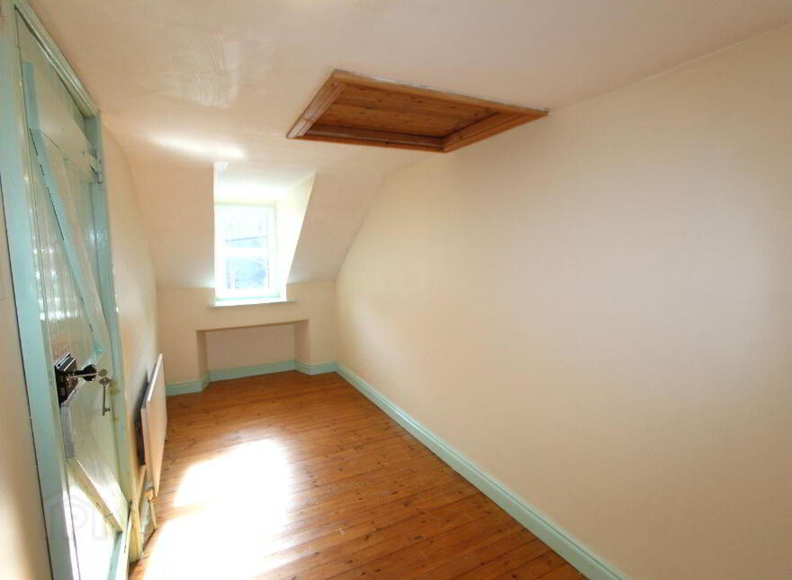 Petticoat House, Market Square, Castleblayney, A75NP89