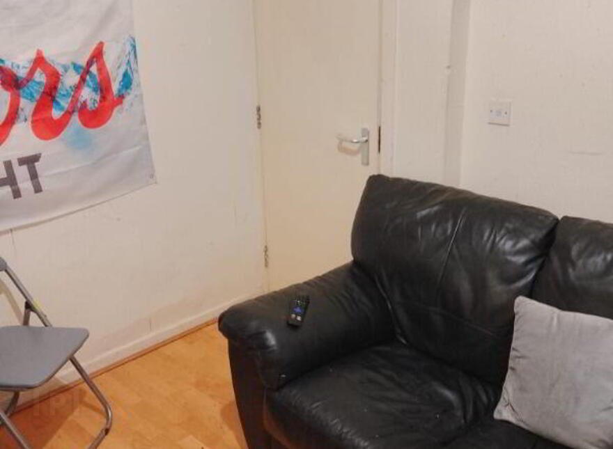 5 Agincourt Street, Belfast, BT7 1RB