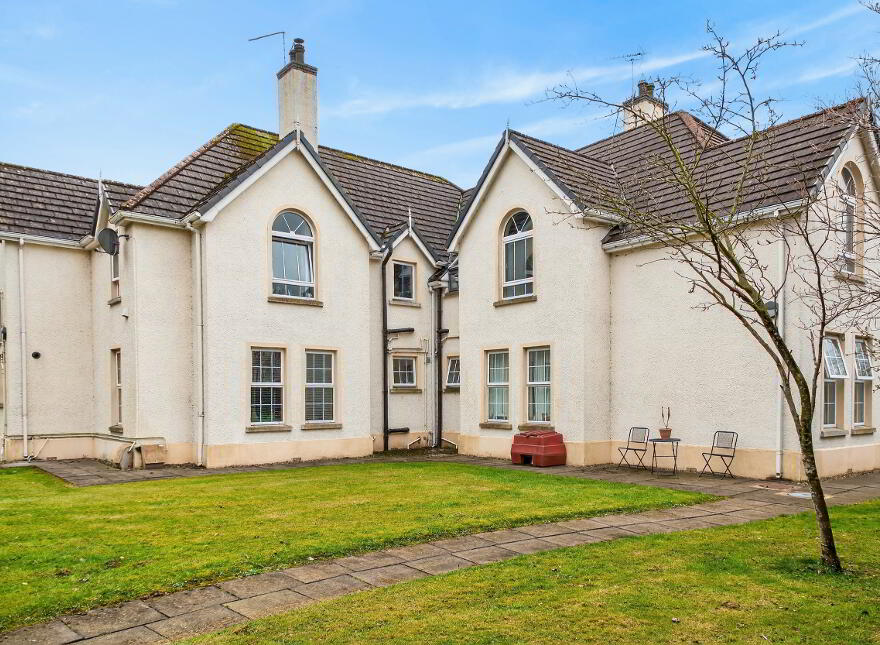 38 Tullymore Dale, Broughshane, Ballymena, BT43 7TD