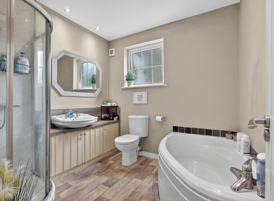 38 Tullymore Dale, Broughshane, Ballymena, BT43 7TD