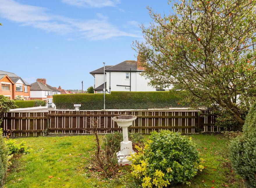21 Thornhill Park, Belfast, BT5 7AR