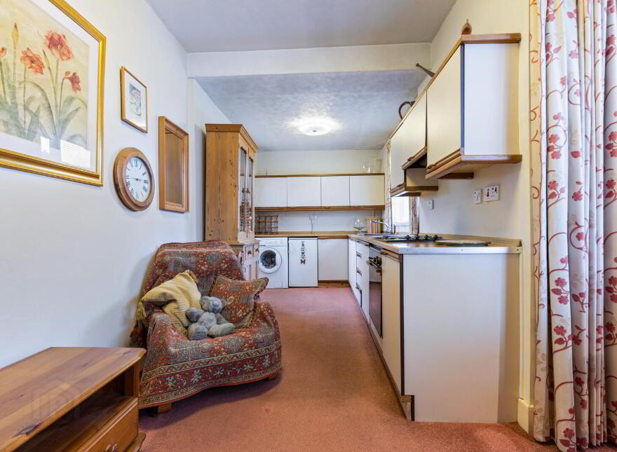 21 Thornhill Park, Belfast, BT5 7AR