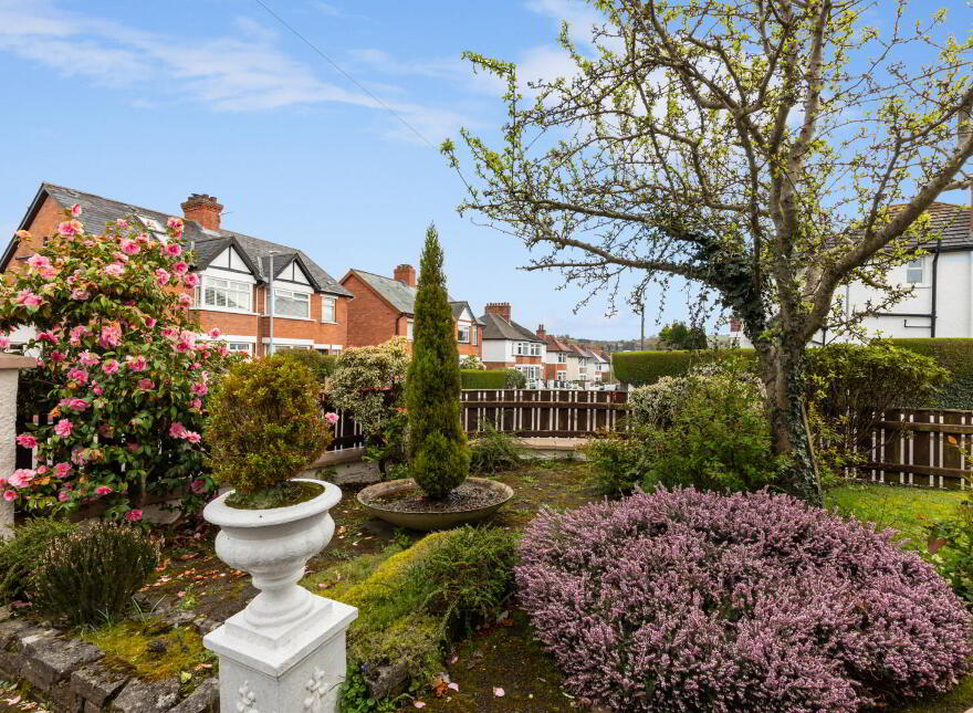 21 Thornhill Park, Belfast, BT5 7AR