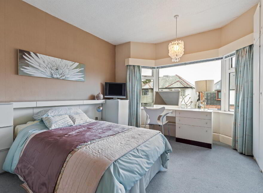 21 Thornhill Park, Belfast, BT5 7AR