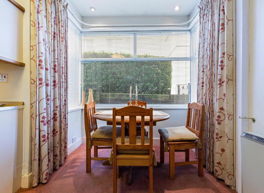 21 Thornhill Park, Belfast, BT5 7AR