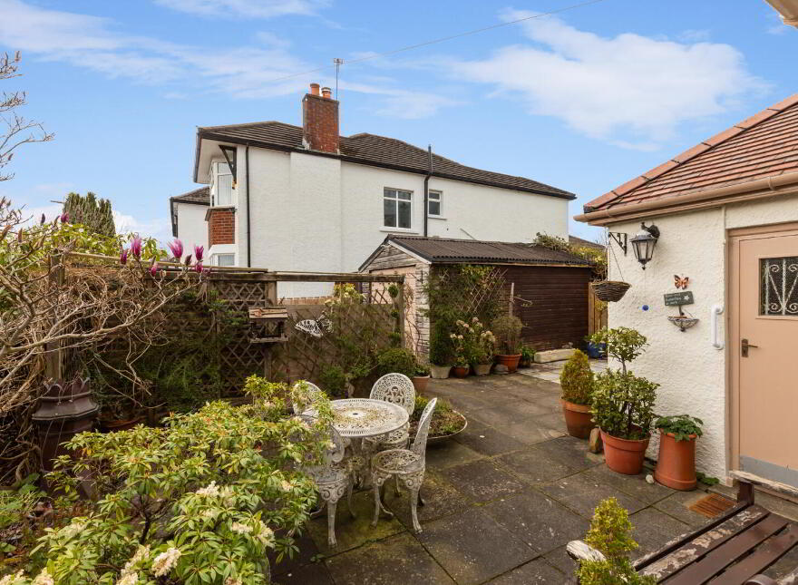 21 Thornhill Park, Belfast, BT5 7AR