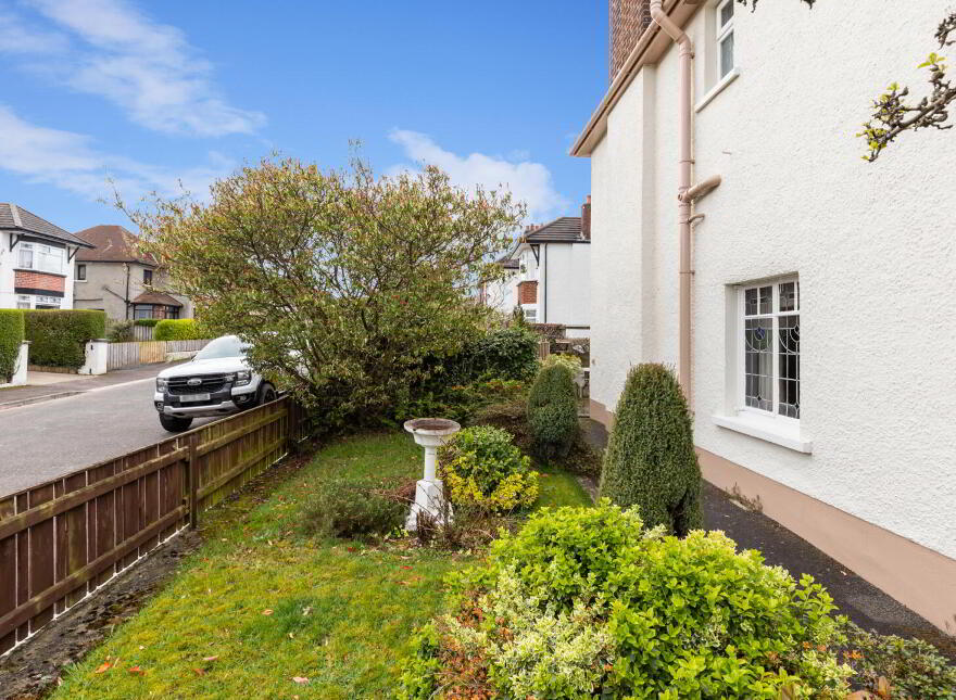 21 Thornhill Park, Belfast, BT5 7AR