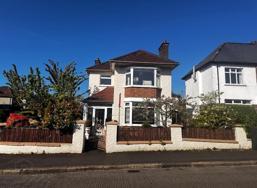 21 Thornhill Park, Belfast, BT5 7AR
