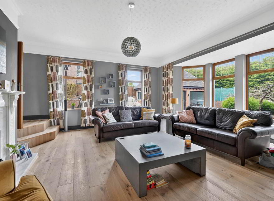 227 Bangor Road, Craigavad, Holywood, BT18 0JQ
