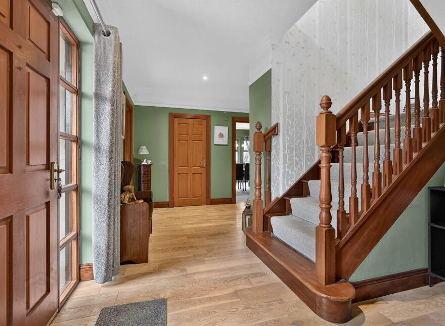 227 Bangor Road, Craigavad, Holywood, BT18 0JQ
