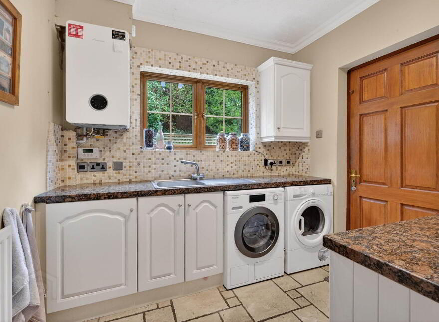 227 Bangor Road, Craigavad, Holywood, BT18 0JQ