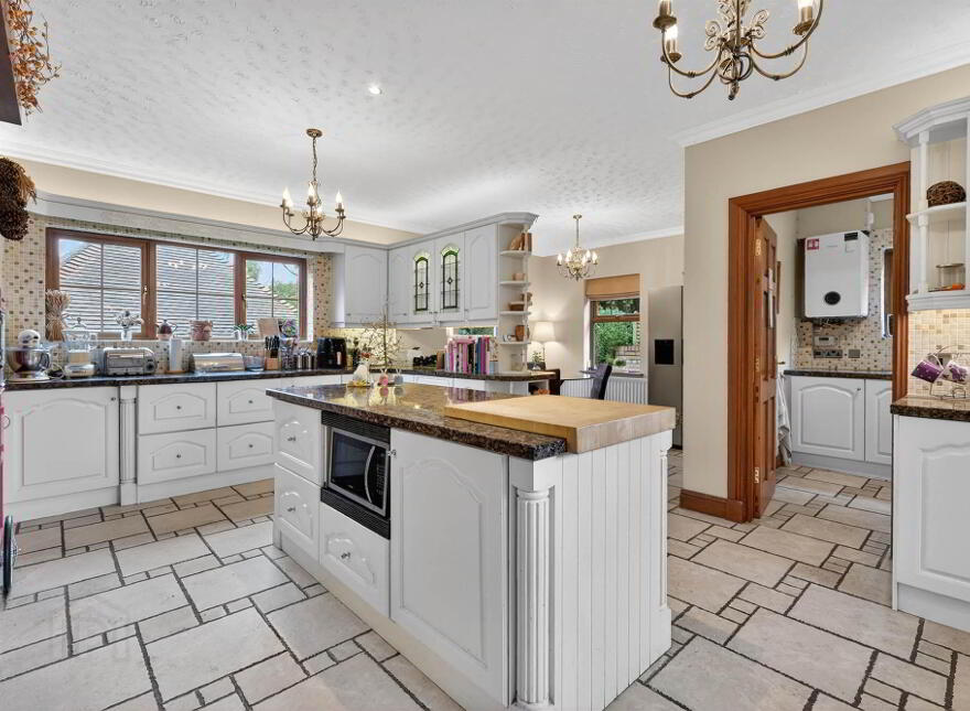 227 Bangor Road, Craigavad, Holywood, BT18 0JQ