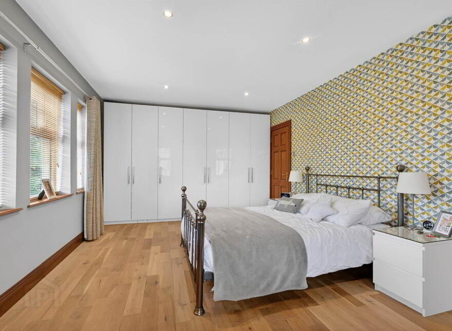 227 Bangor Road, Craigavad, Holywood, BT18 0JQ