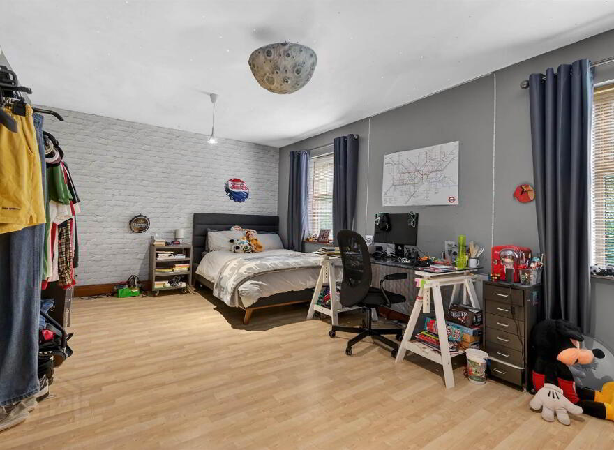 227 Bangor Road, Craigavad, Holywood, BT18 0JQ