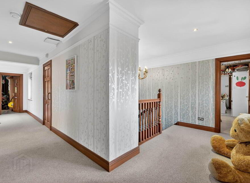 227 Bangor Road, Craigavad, Holywood, BT18 0JQ