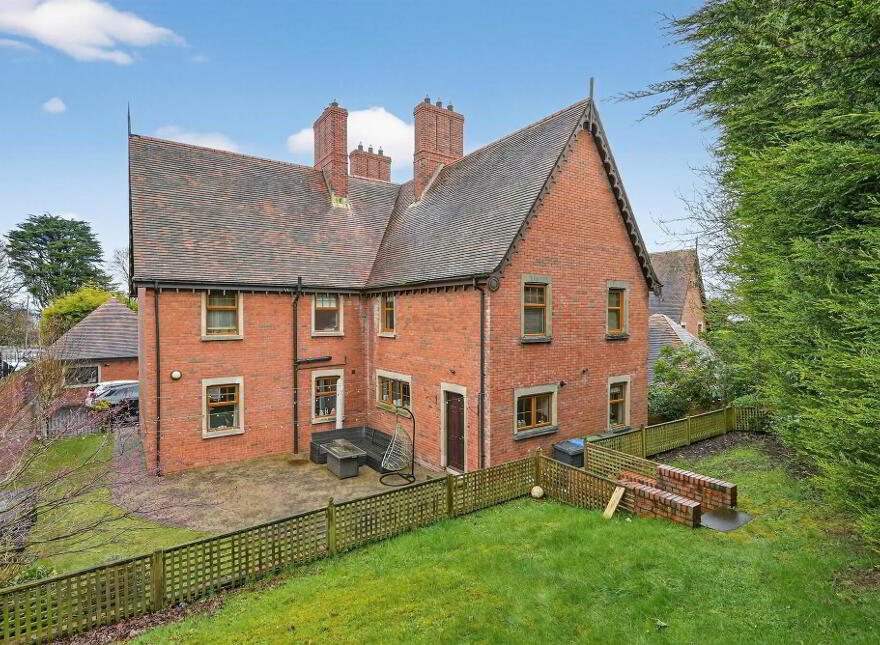 227 Bangor Road, Craigavad, Holywood, BT18 0JQ
