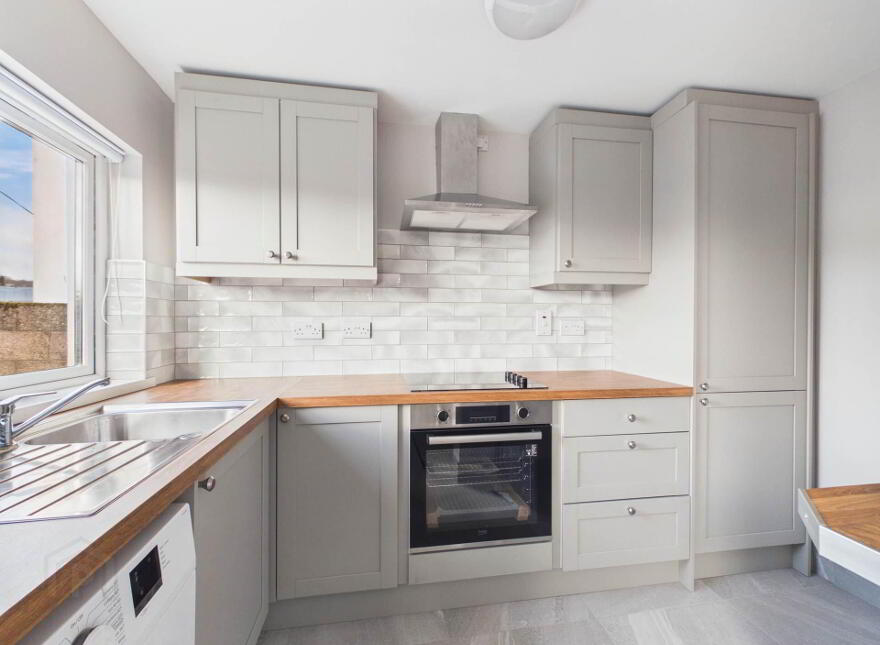 214 William Street, Portlaw, Waterford, X91Y8X6
