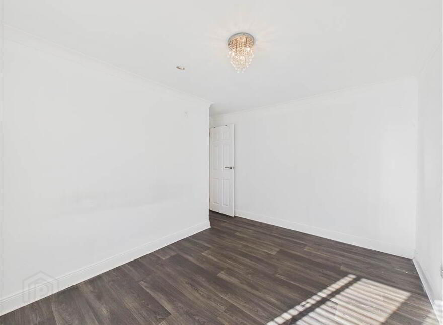 7A Thornhill Crescent, Belfast, BT17 0RH
