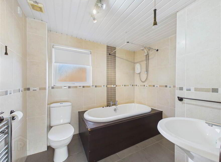 7A Thornhill Crescent, Belfast, BT17 0RH