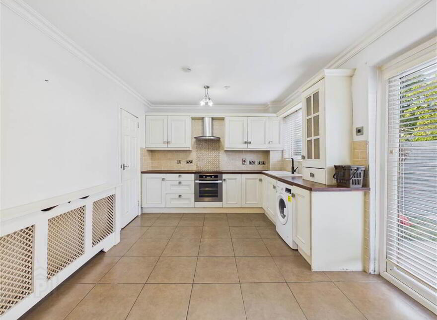 7A Thornhill Crescent, Belfast, BT17 0RH