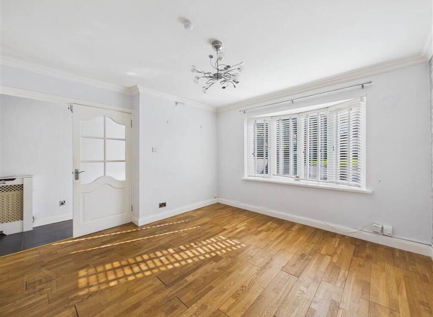 7A Thornhill Crescent, Belfast, BT17 0RH