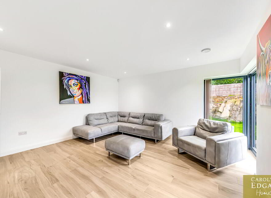 34 Wallace Hill Road, Killyleagh, Downpatrick, BT30 9SD