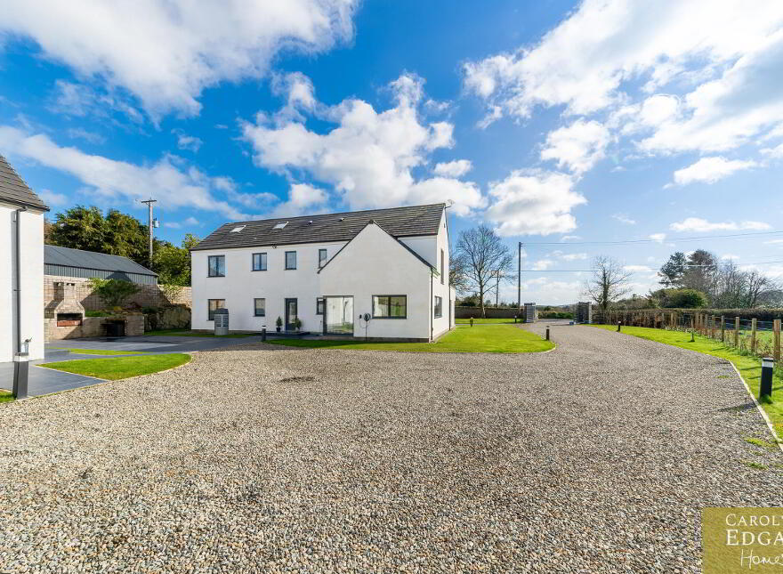 34 Wallace Hill Road, Killyleagh, Downpatrick, BT30 9SD