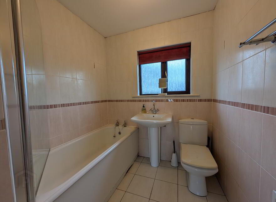 Rowan Tree House, Ballina Rd, Tubbercurry, F91RX49