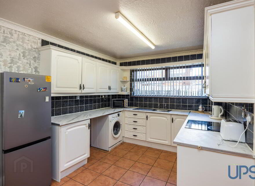 9 Ladymar Court, Off Grosvenor Road, Belfast, BT12 4NR