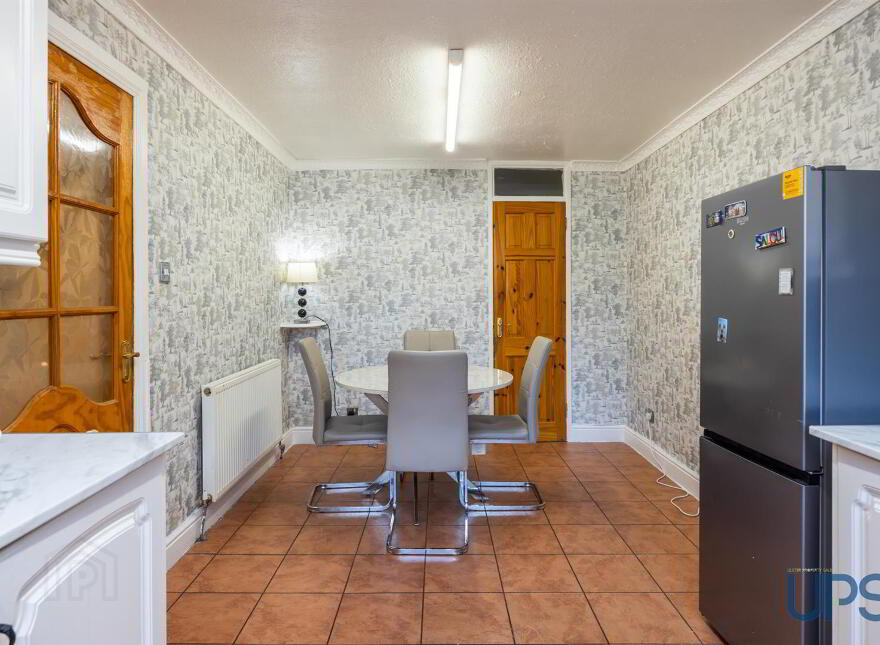9 Ladymar Court, Off Grosvenor Road, Belfast, BT12 4NR