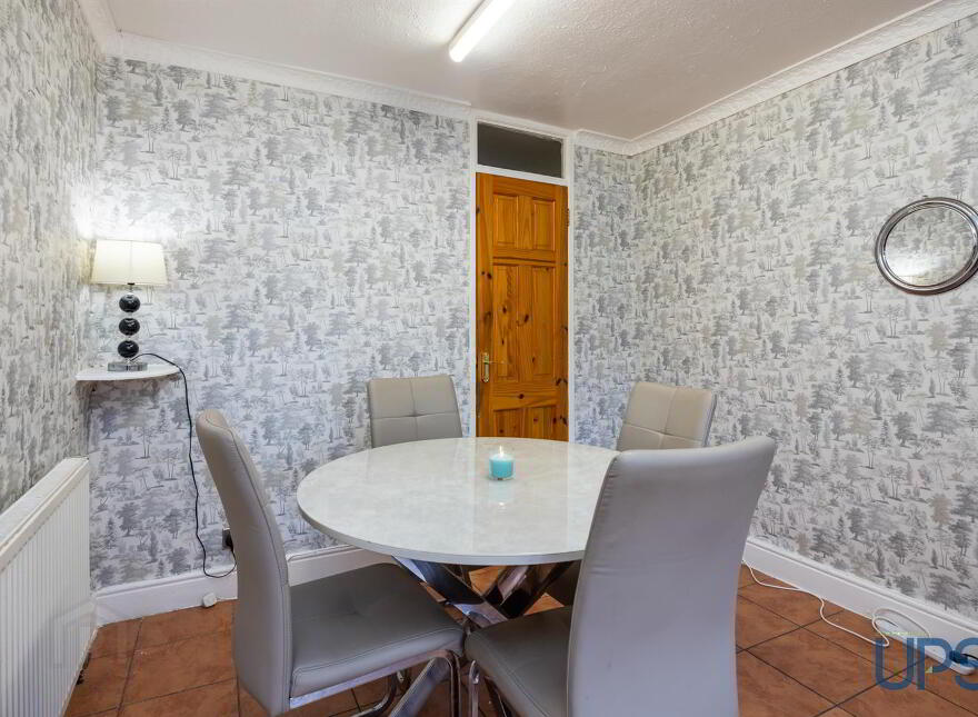 9 Ladymar Court, Off Grosvenor Road, Belfast, BT12 4NR