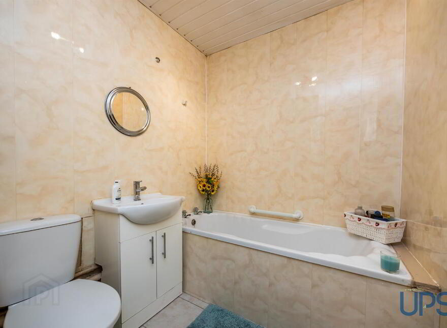 9 Ladymar Court, Off Grosvenor Road, Belfast, BT12 4NR
