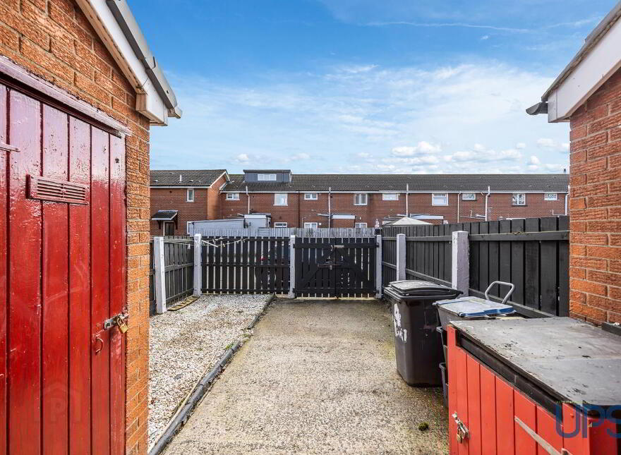 9 Ladymar Court, Off Grosvenor Road, Belfast, BT12 4NR