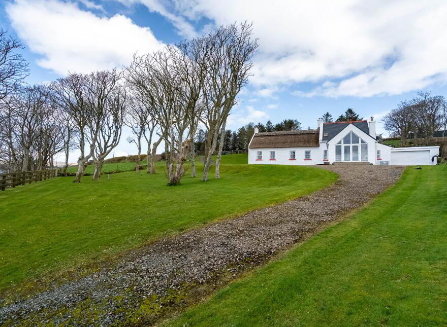 Mulroy Cottage, Ballymagowan Lower, Kerrykeel, F92X798