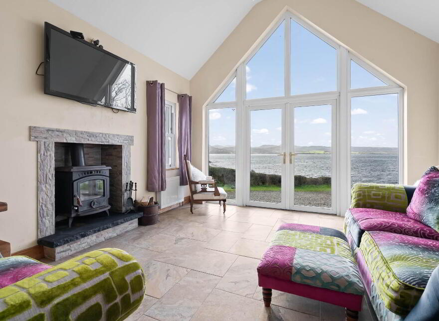 Mulroy Cottage, Ballymagowan Lower, Kerrykeel, F92X798