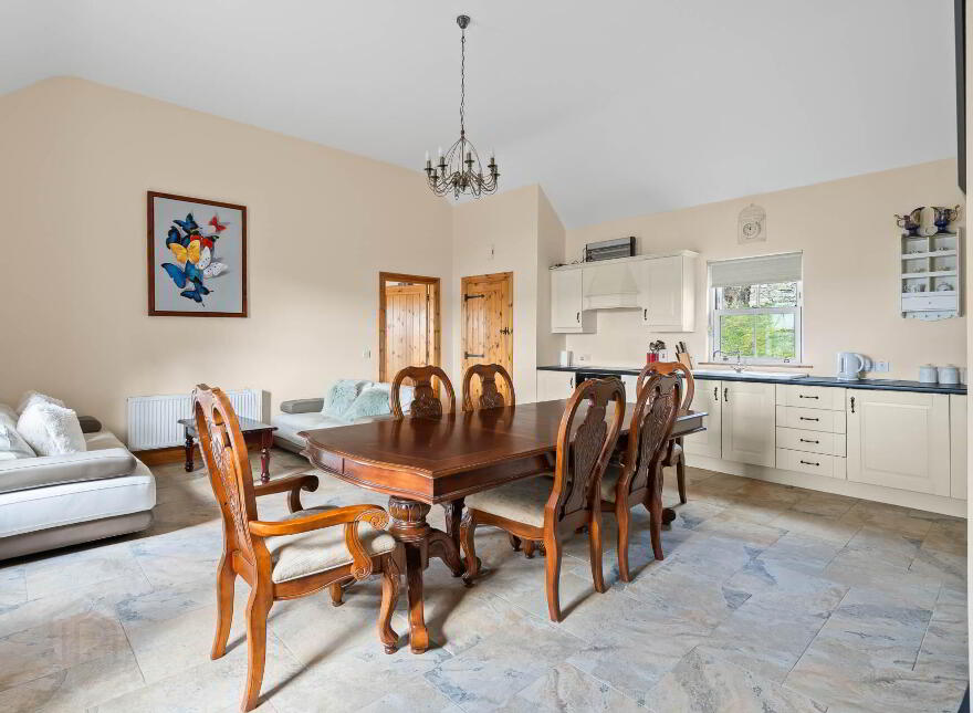 Mulroy Cottage, Ballymagowan Lower, Kerrykeel, F92X798