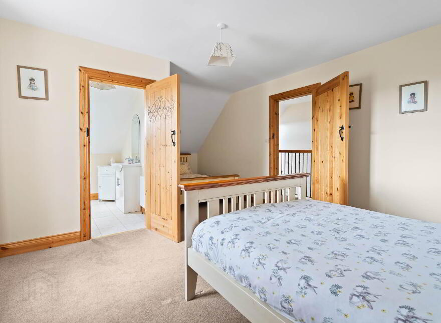 Mulroy Cottage, Ballymagowan Lower, Kerrykeel, F92X798