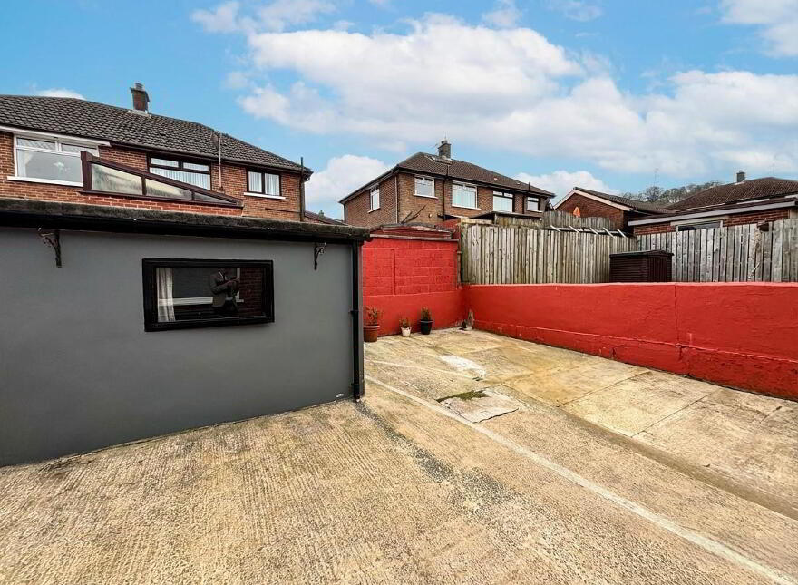 5 Wolfhill Drive, Belfast, BT14 8NS