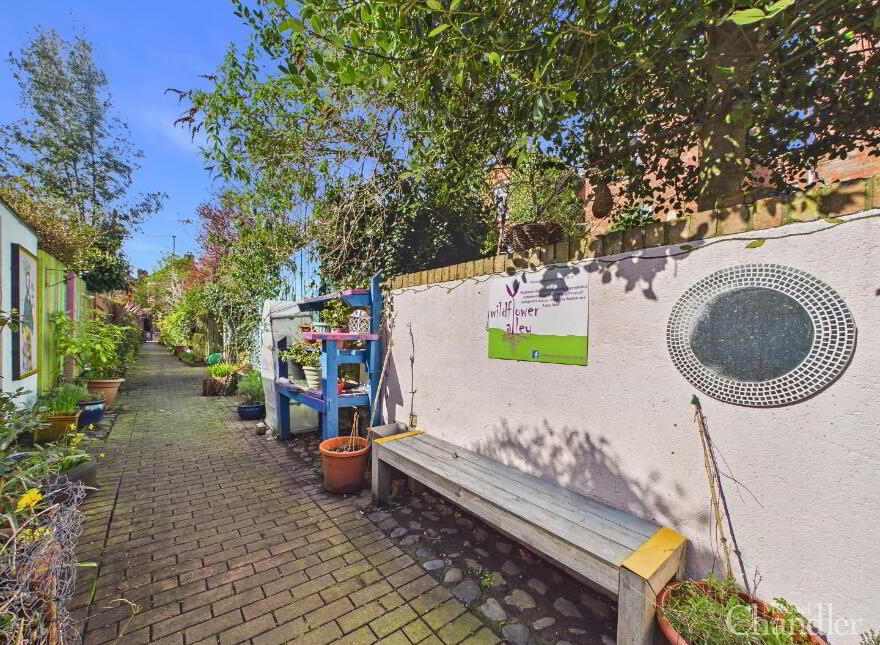 38 College Park Avenue, Belfast, BT7 1LR