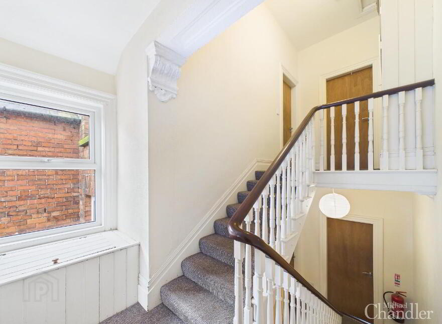38 College Park Avenue, Belfast, BT7 1LR