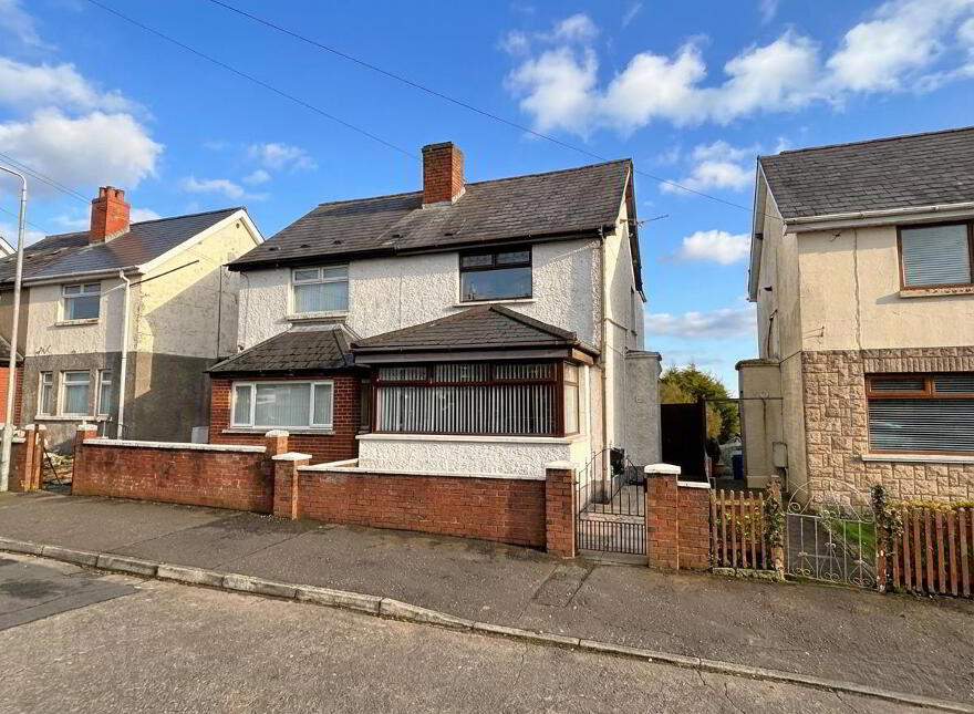 69 Joanmount Park, Belfast, BT14 6PF