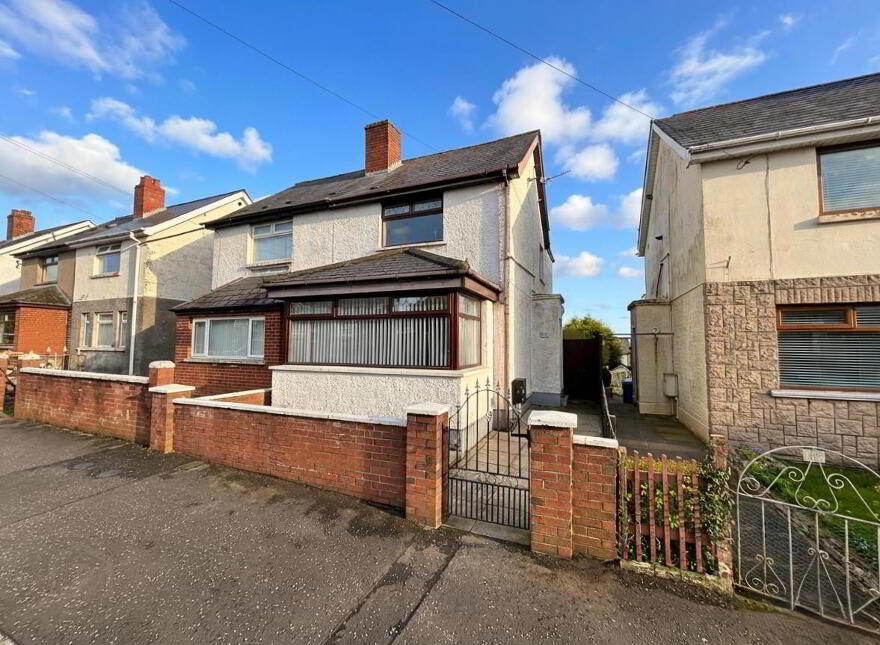 69 Joanmount Park, Belfast, BT14 6PF
