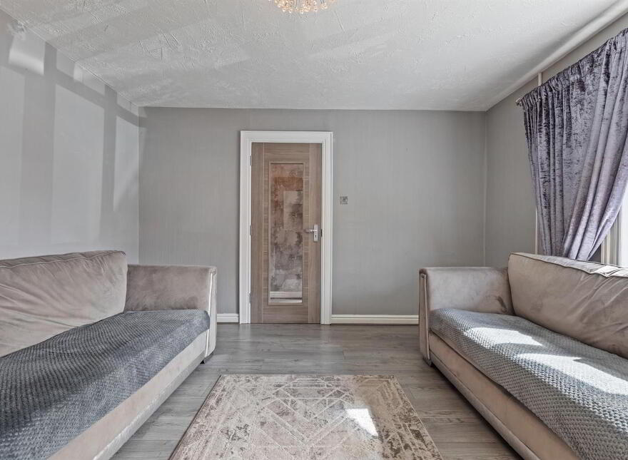 34 Stanfield Place, Belfast, BT7 2DT