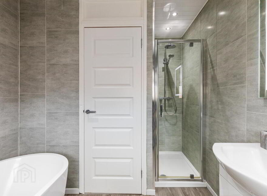 34 Stanfield Place, Belfast, BT7 2DT
