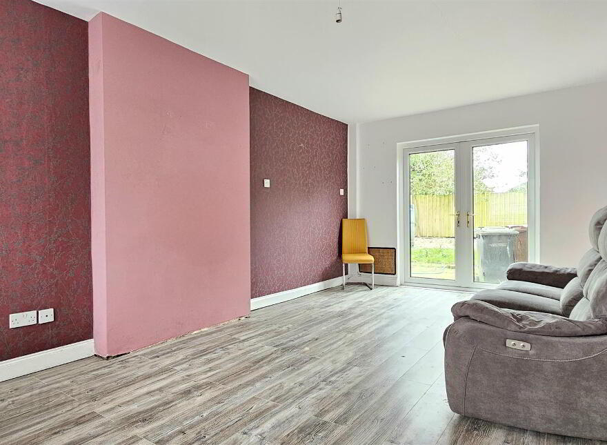 4 Bridewell Drive, Carrickfergus, BT38 8LU