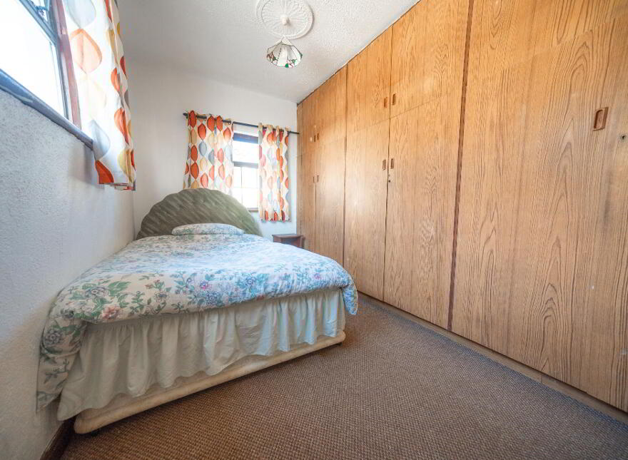 Ballina Road, Foxford, F26CH79