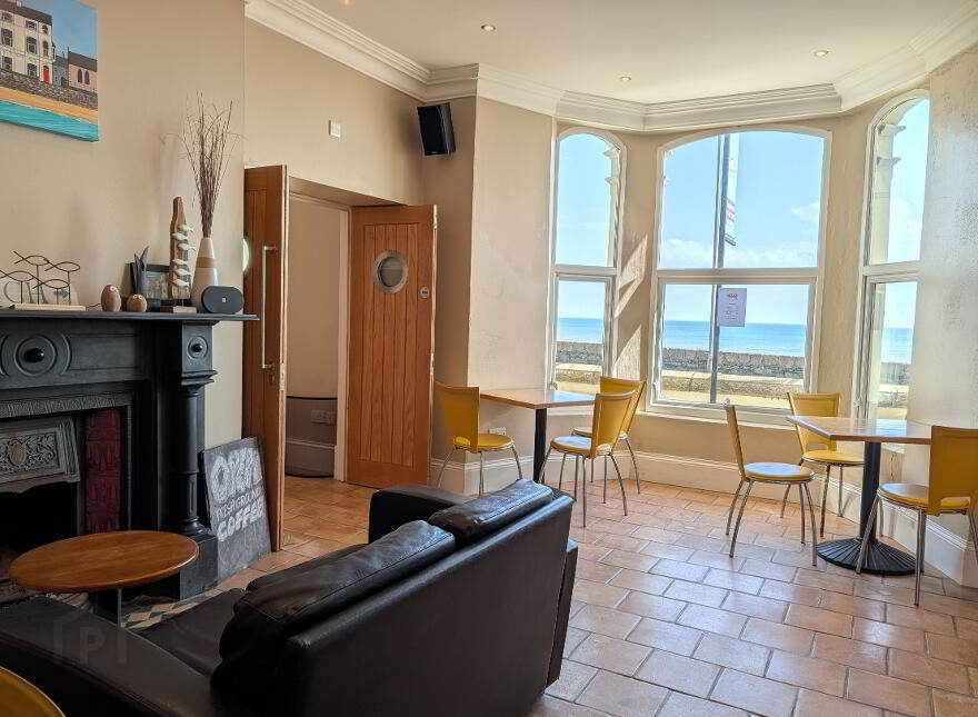 7 South Promenade, Newcastle, BT33 0EX