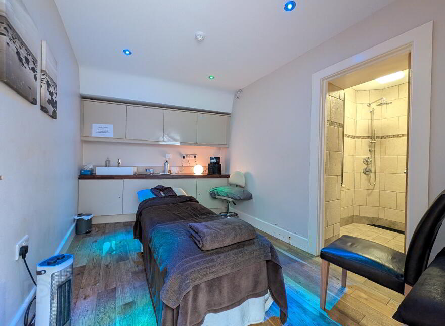 7 South Promenade, Newcastle, BT33 0EX