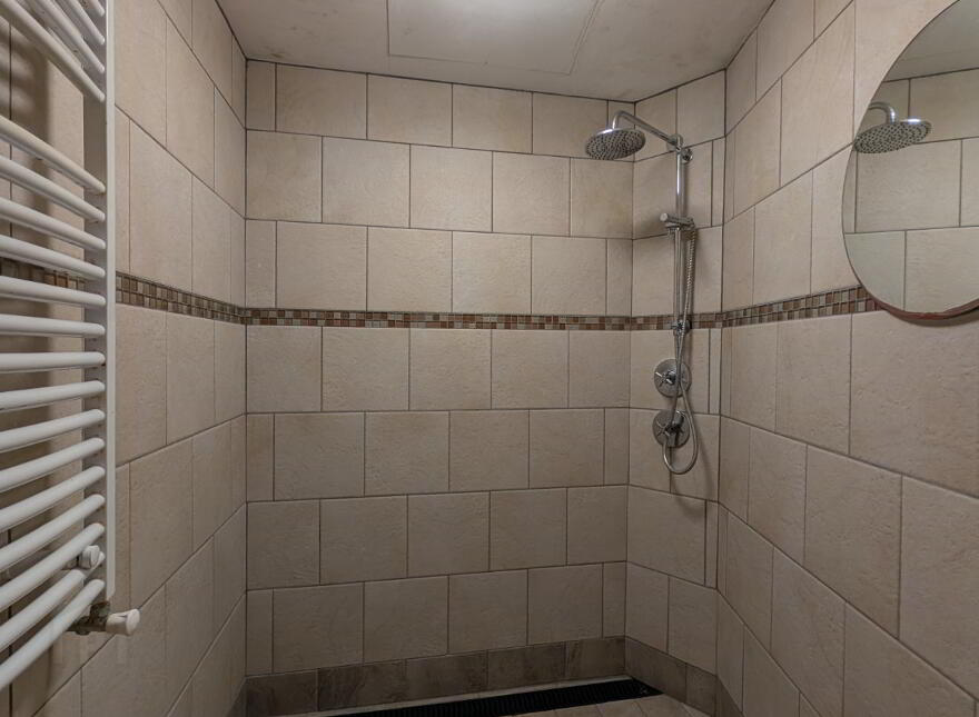 7 South Promenade, Newcastle, BT33 0EX